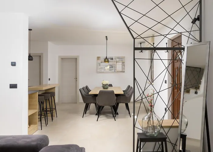 Petrina By Istrialux