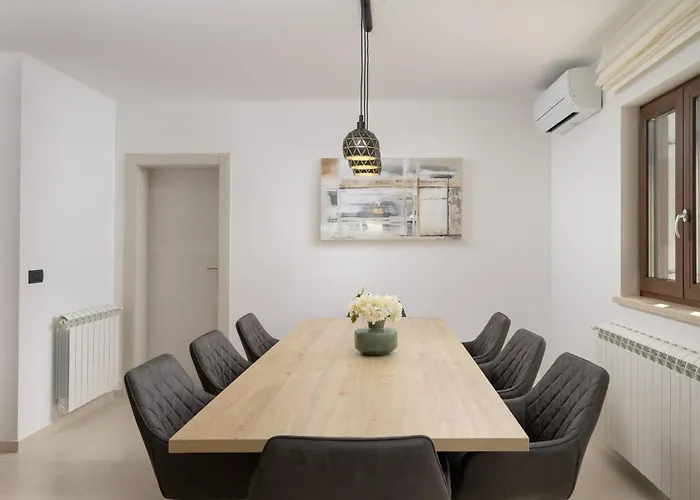 Petrina By Istrialux